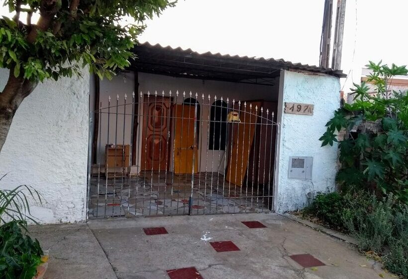 Pensão Hostel Adelaide