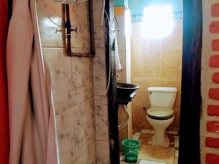 Pensão Hostel Adelaide