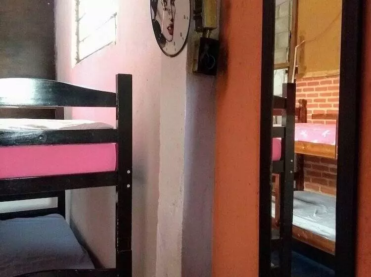 Pensão Hostel Adelaide