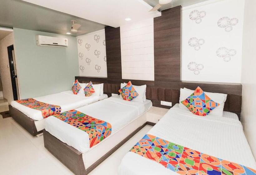 בית מלון כפרי Amber Railway Station