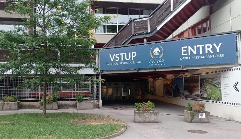 هتل B&b Chuchle Arena Praha