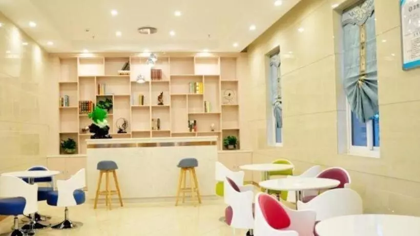 Hotelli Greentree Inn Anyang Tangyin Changhong Road