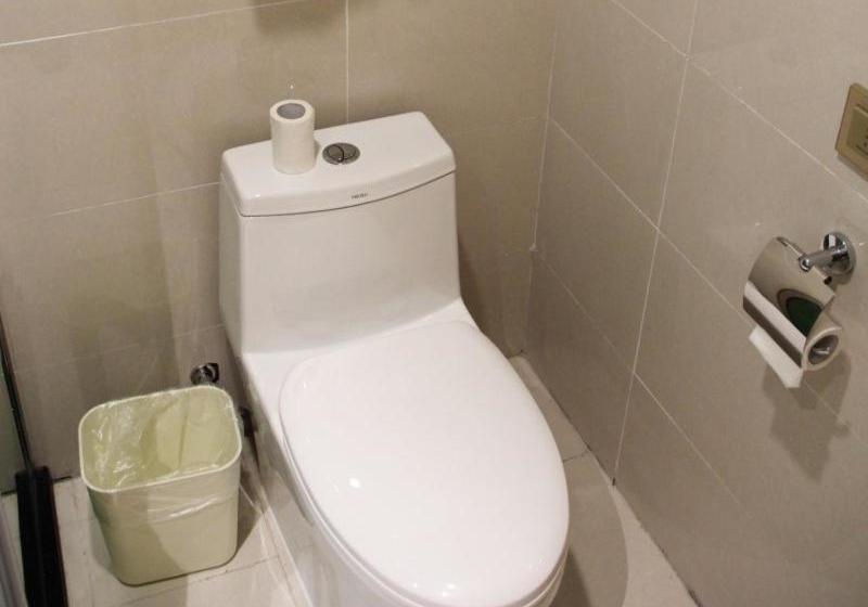 בית מלון כפרי Greentree Inn Rizhao Wulian County Bus Station