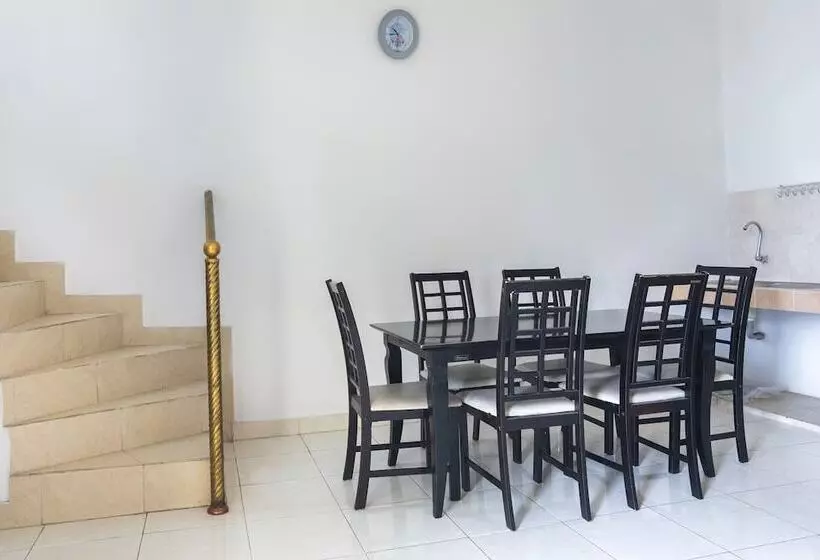 Hotelli Spot On 2950 Grand Suites Palace Syariah