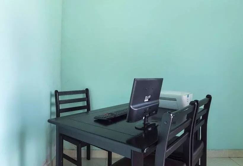 Hotelli Spot On 2950 Grand Suites Palace Syariah