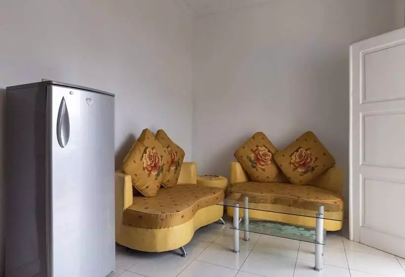 Hotelli Spot On 2950 Grand Suites Palace Syariah