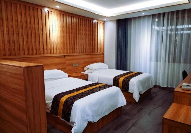 Otel Shell Hainan Ledong County Huangliu Town Bus Station