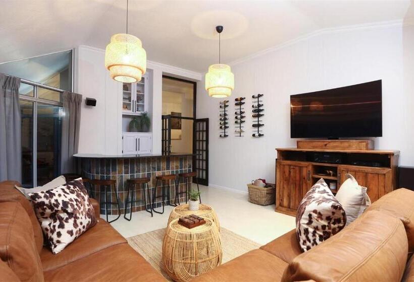 膳宿费 The Lookout Guest House