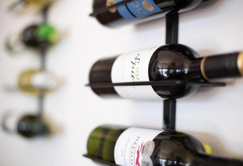 膳宿费 The Lookout Guest House