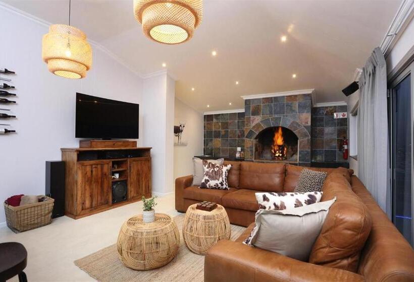 膳宿费 The Lookout Guest House