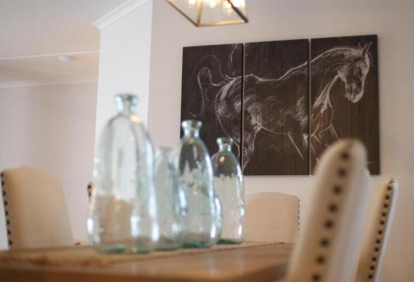 膳宿费 The Lookout Guest House