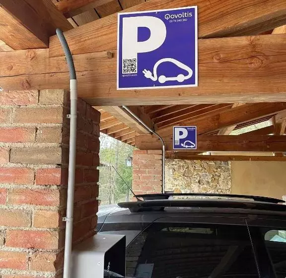 Aamiaismajoitus (B&B) Mas Suéjol