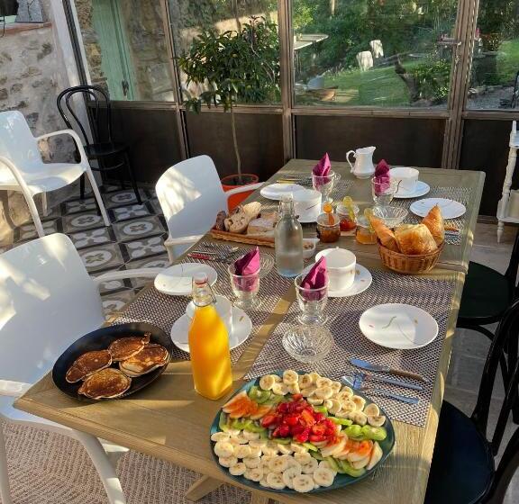 مبيت وإفطار Mas Suéjol