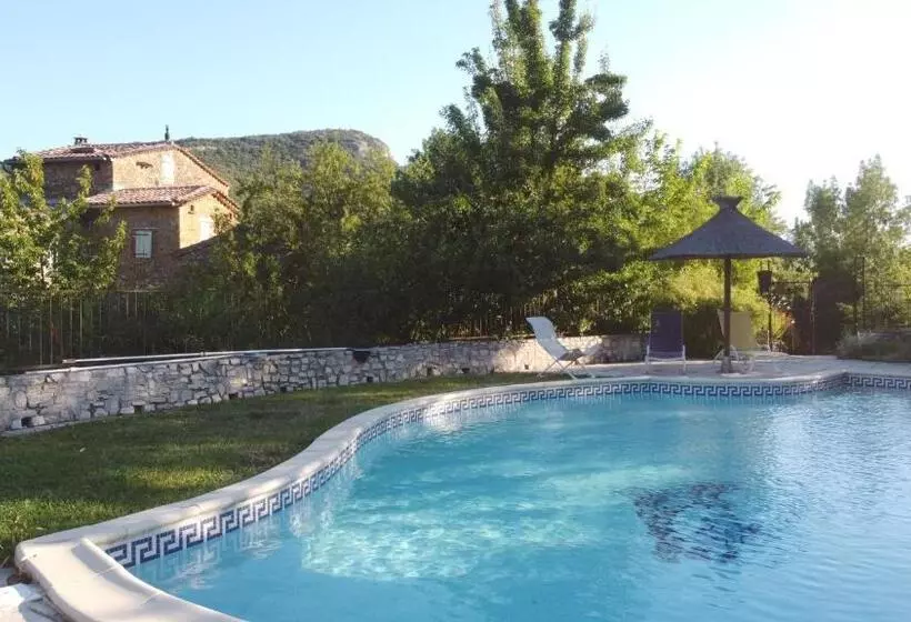 Aamiaismajoitus (B&B) Mas Suéjol