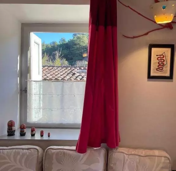 Aamiaismajoitus (B&B) Mas Suéjol