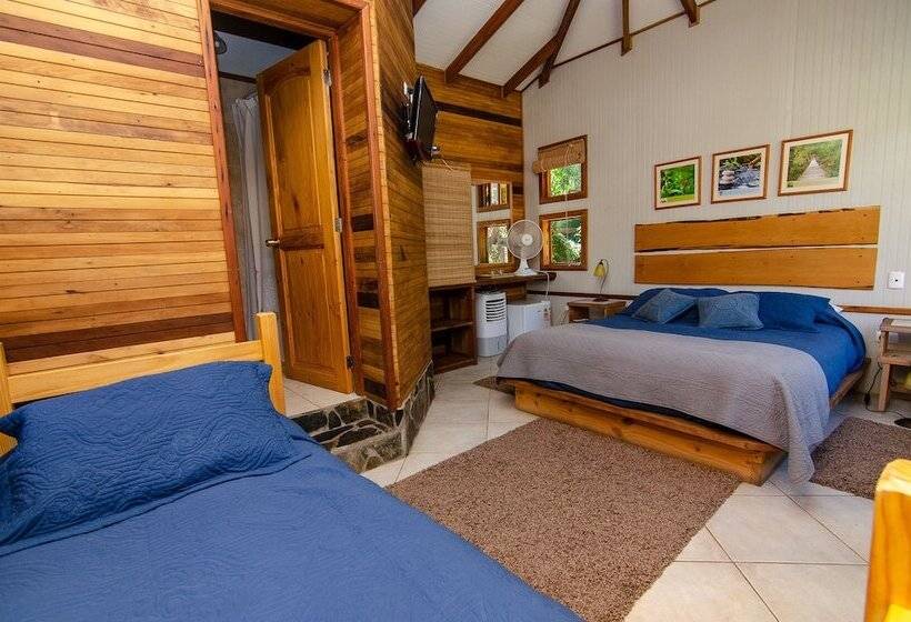 هتل Faro Del Valle