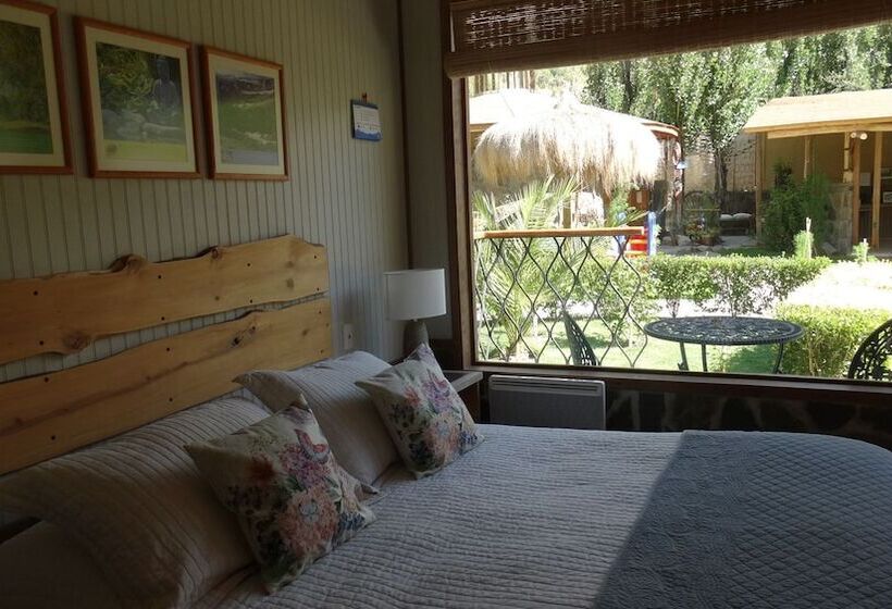 هتل Faro Del Valle