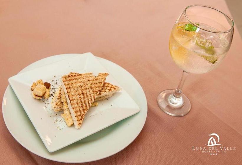 هتل Suite Luna Del Valle