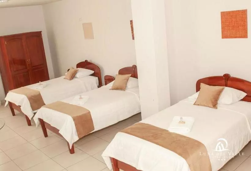 هتل Suite Luna Del Valle