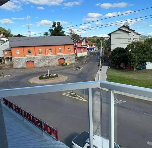 Majatalo Pousada E Restaurante Del Miro