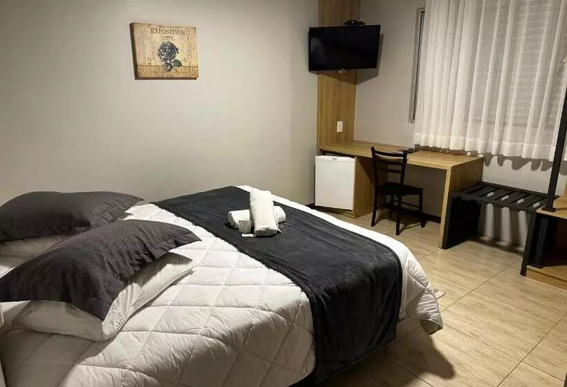 Majatalo Pousada E Restaurante Del Miro