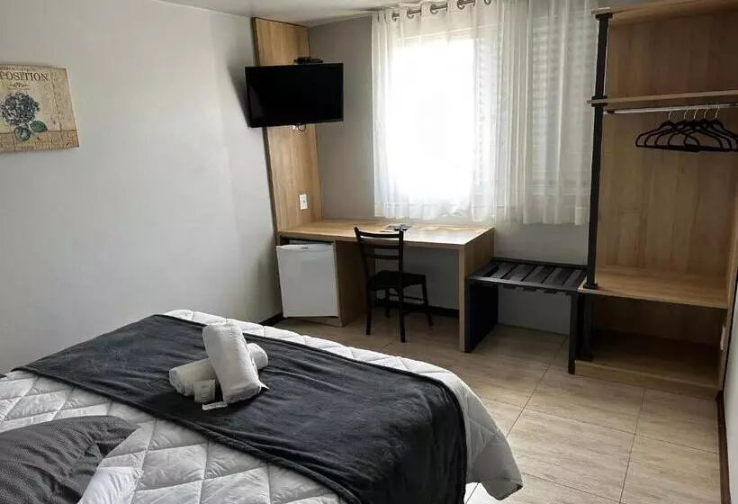 Majatalo Pousada E Restaurante Del Miro