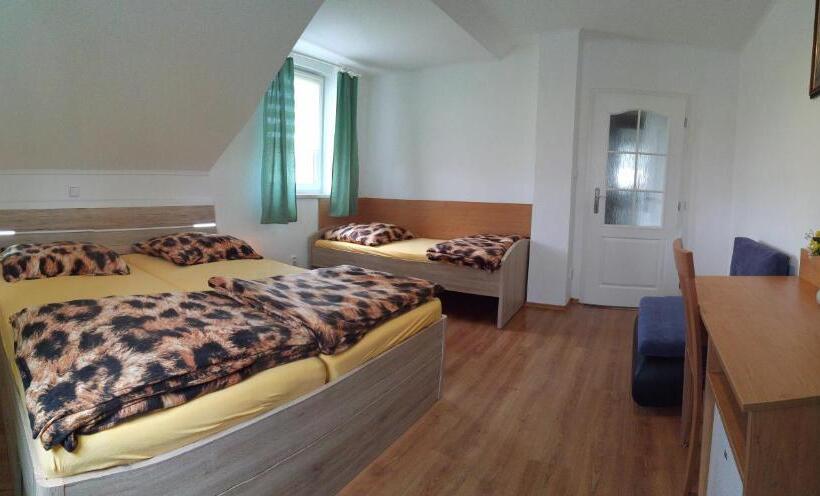 Pension Restaurant U švábků