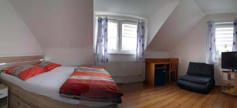 Pension Restaurant U švábků