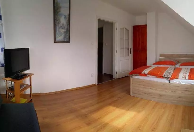 Majatalo Restaurant U švábků