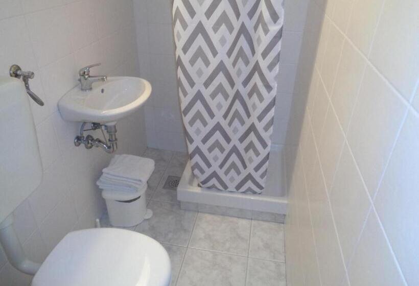 Cozy Studio Apartment Gordana In Rovinj City Center