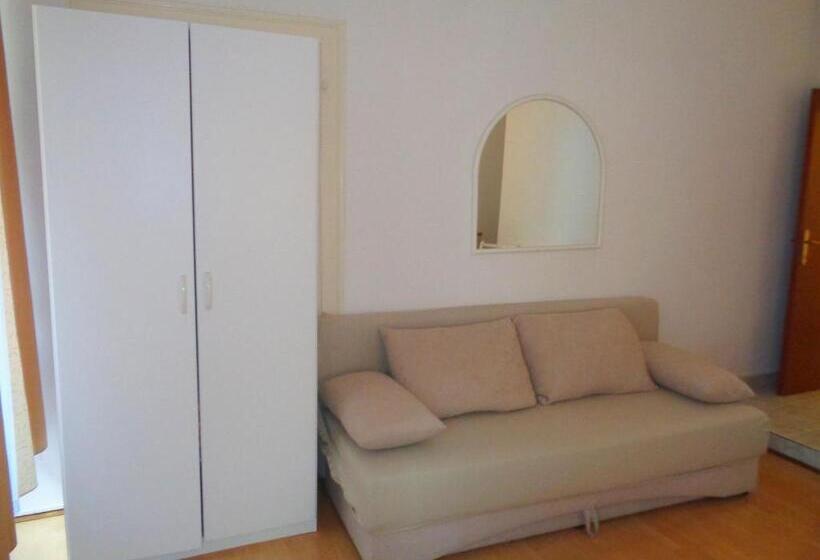 Cozy Studio Apartment Gordana In Rovinj City Center