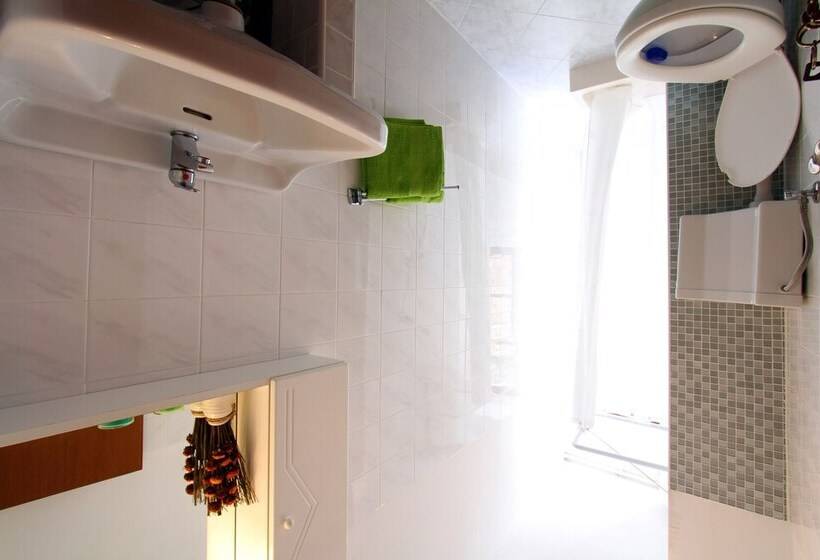 Cozy Studio Apartment Gordana In Rovinj City Center