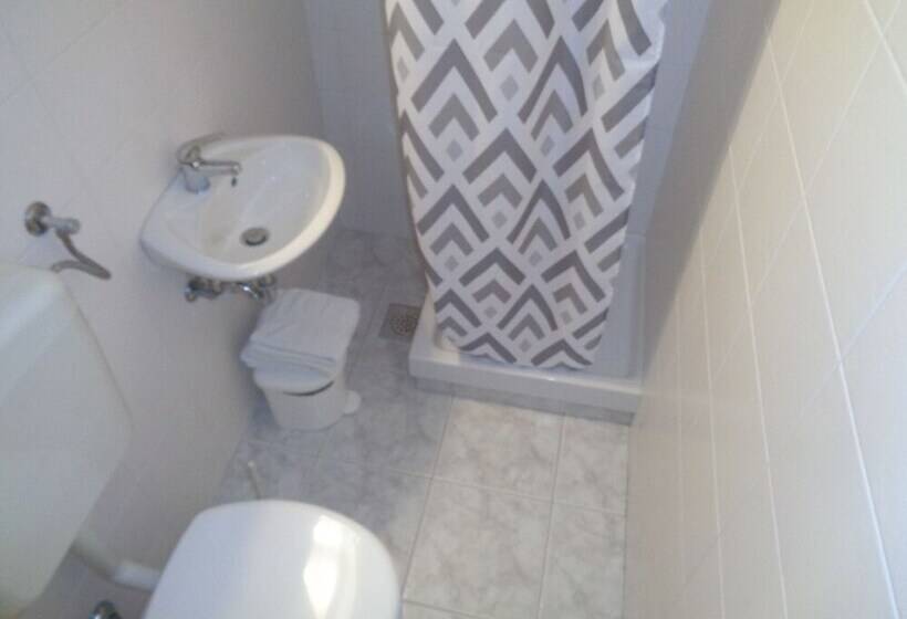 Cozy Studio Apartment Gordana In Rovinj City Center