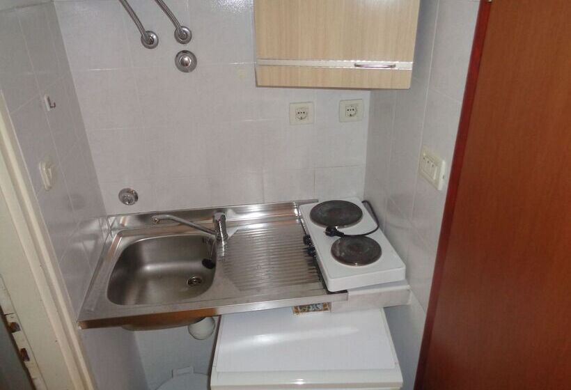 Cozy Studio Apartment Gordana In Rovinj City Center