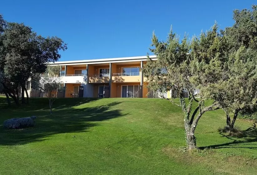 Golf & Résidence De Nîmes Vacquerolles