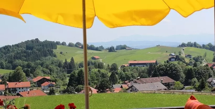 ホテル Gästehaus Alpengruß