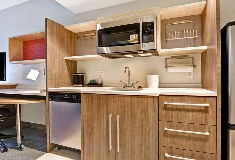 هتل Home2 Suites Naples I 75 Pine Ridge Road, Fl