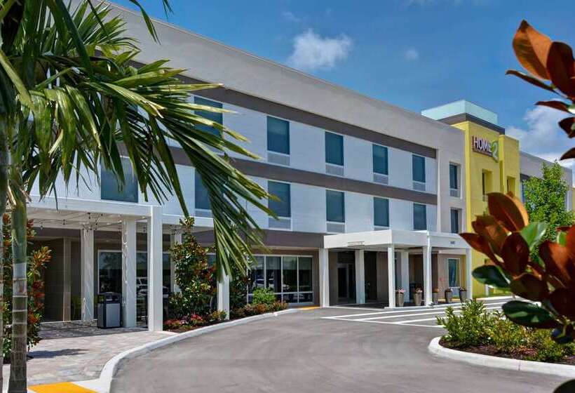 هتل Home2 Suites Naples I 75 Pine Ridge Road, Fl