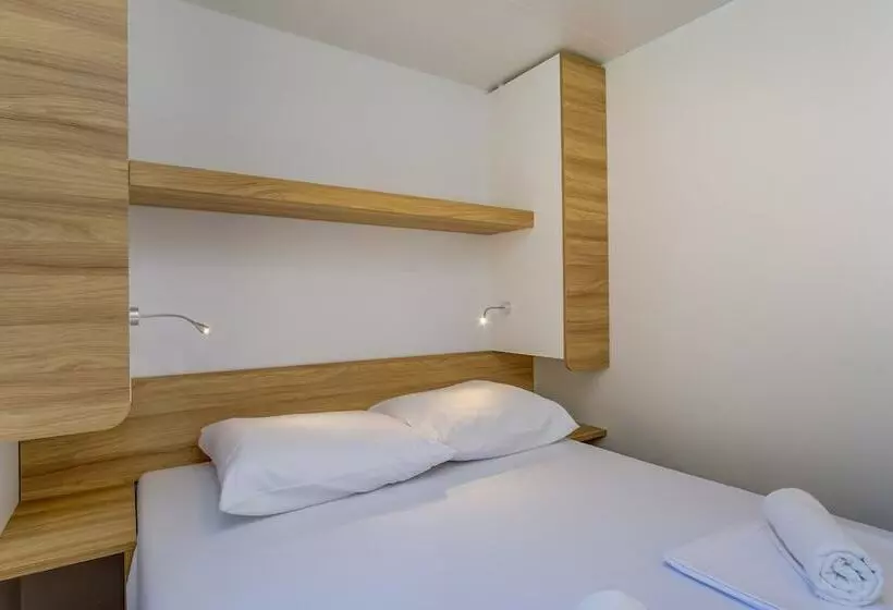 هتل Poljana Romantic