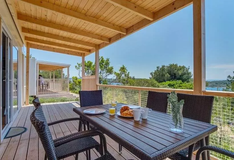 هتل Poljana Romantic