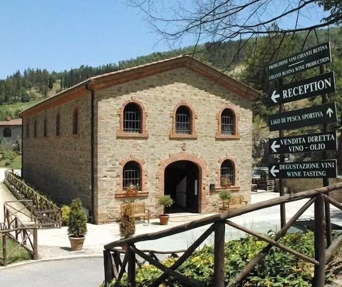 Maaseutuhotelli Fattoria Il Lago