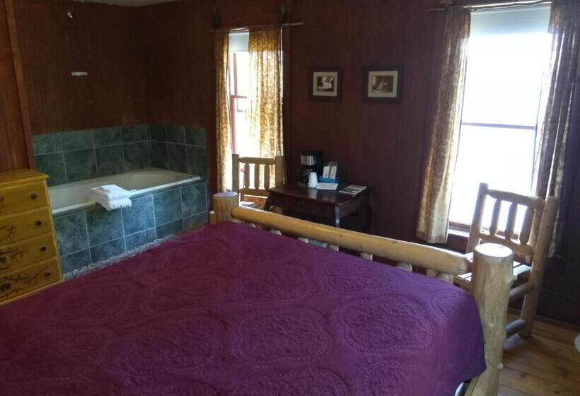 בית מלון כפרי The Woods Inn