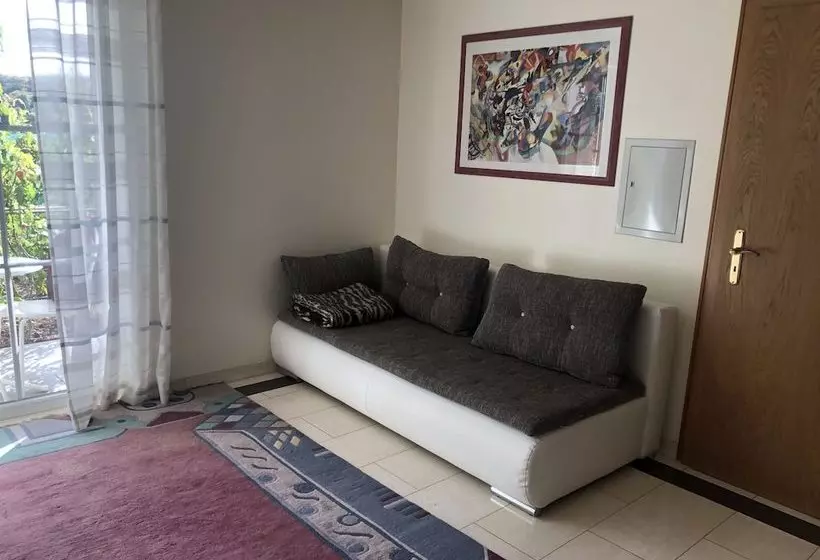 Idyllisches Wohnen Weinberg