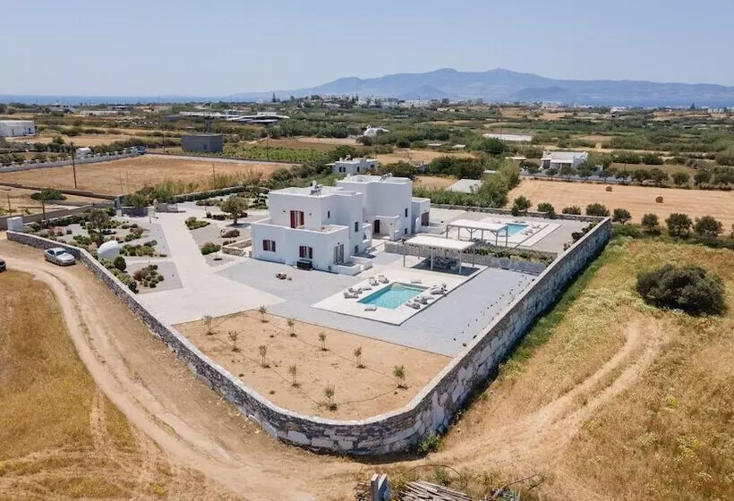 Olives & Rocks Naxian Villas