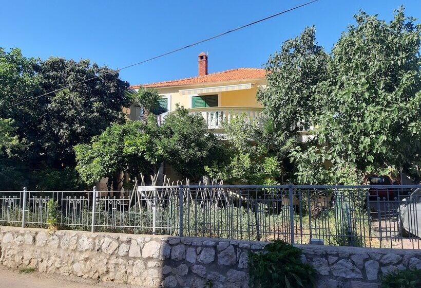 פנסיון Sonnenvilla Milka