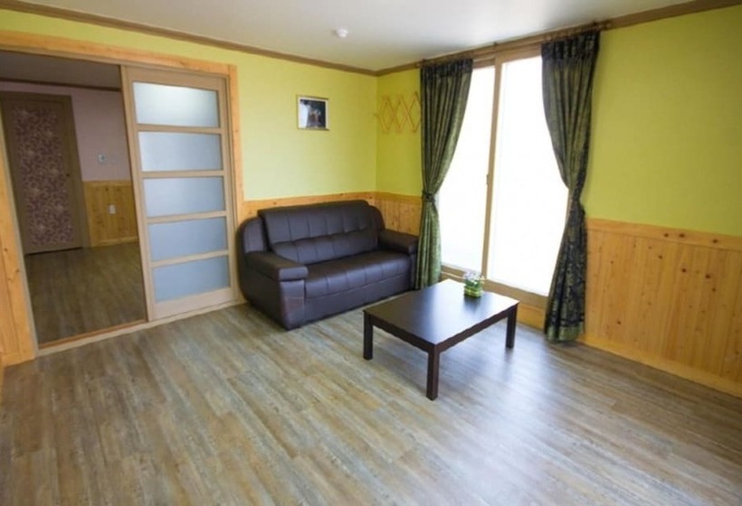 Suncheon Suncheon Bay Jeongmun Pension