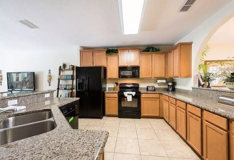 6br Pool Home In Cypress Pt. By Shv 1037