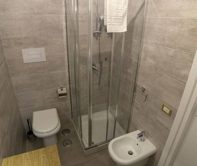 تختخواب و صبحانه Plebiscitum 2.0