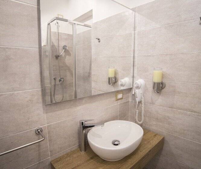 تختخواب و صبحانه Plebiscitum 2.0