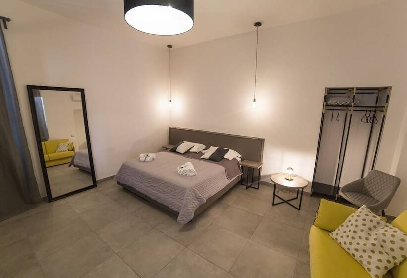 تختخواب و صبحانه Plebiscitum 2.0